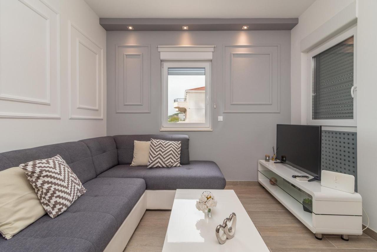 Apartman Lorena Trogir Eksteriør billede