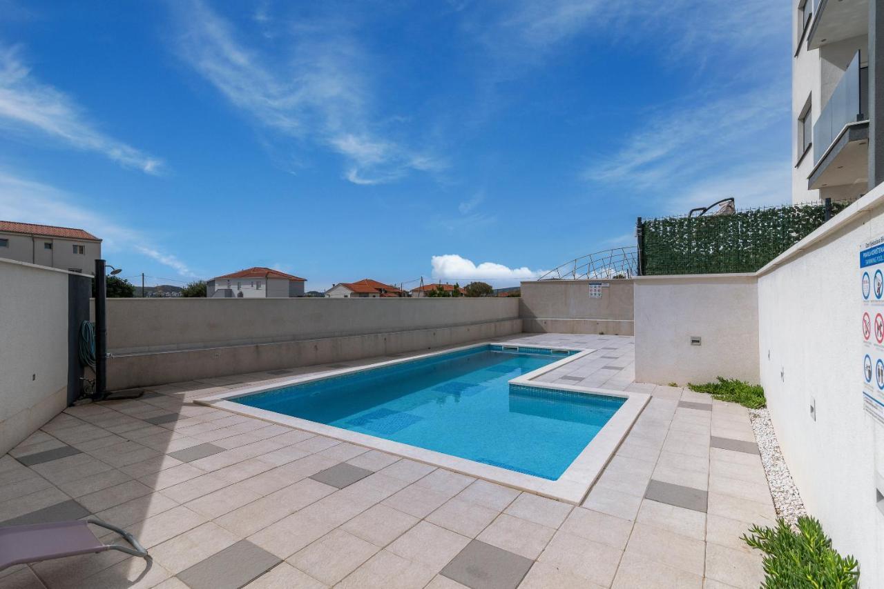 Apartman Lorena Trogir Eksteriør billede