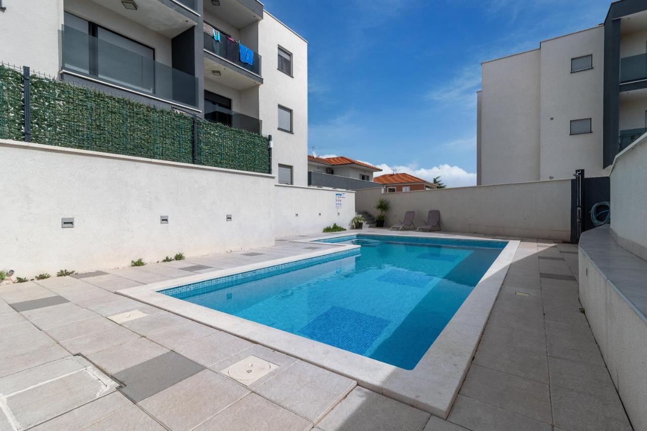 Apartman Lorena Trogir Eksteriør billede