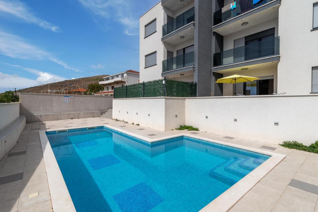 Apartman Lorena Trogir Eksteriør billede